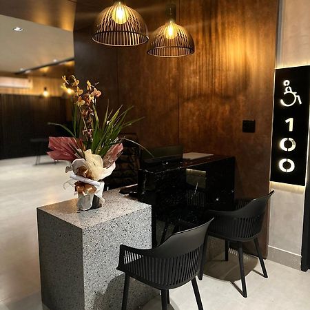 Otto Hotel Governador Valadares Esterno foto